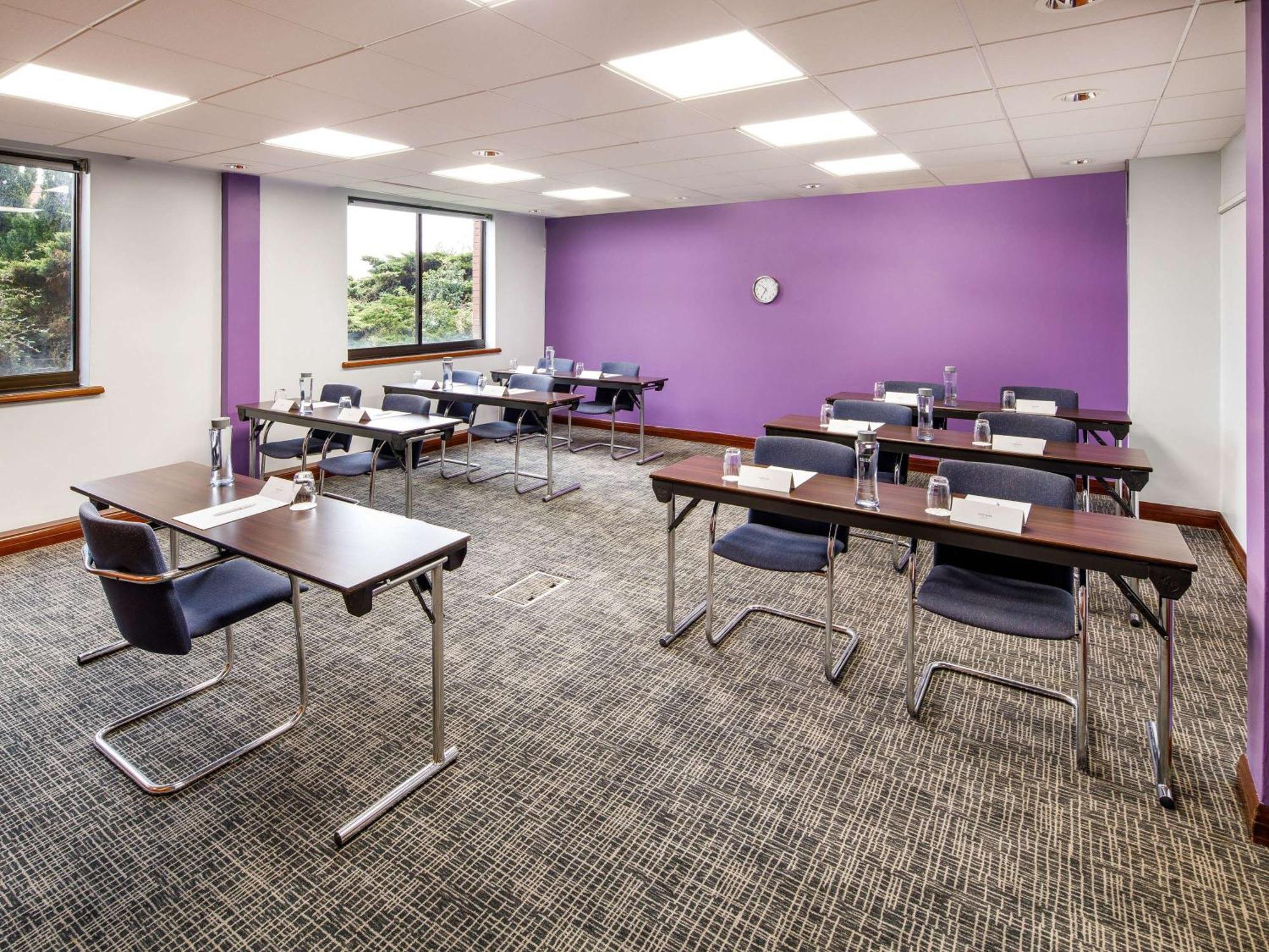 Mercure Telford Centre Hotel Ngoại thất bức ảnh