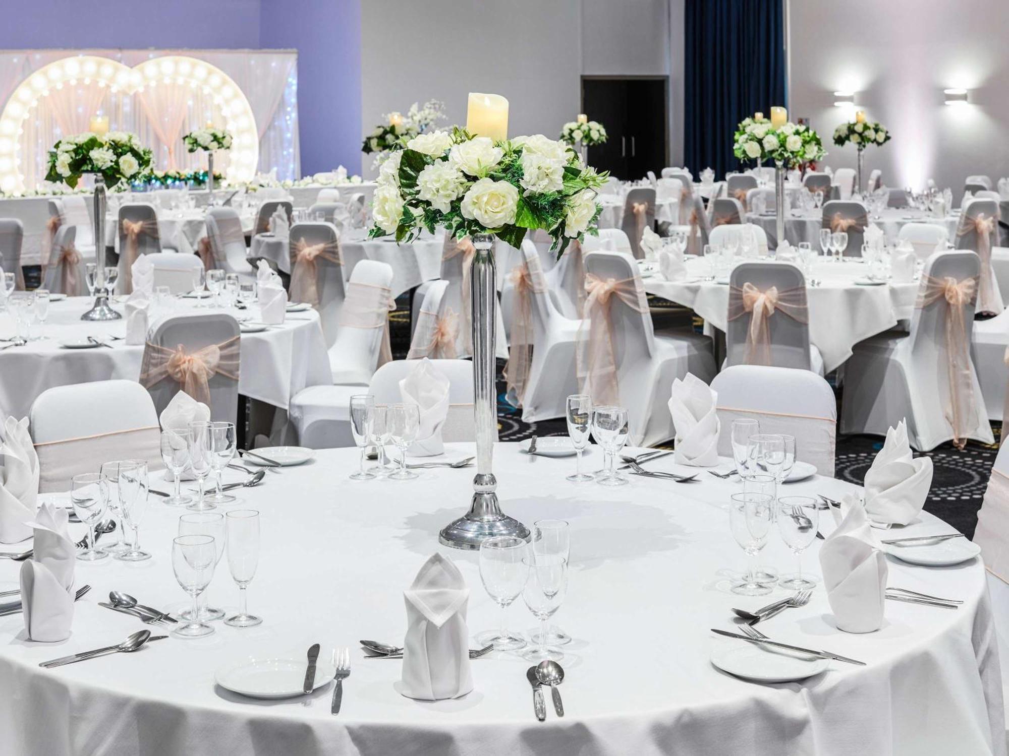 Mercure Telford Centre Hotel Ngoại thất bức ảnh